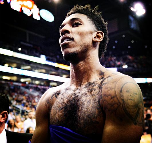 意甲：尤文2-0轻取卡利亚里（意甲：尤文2-0完胜卡利亚里）