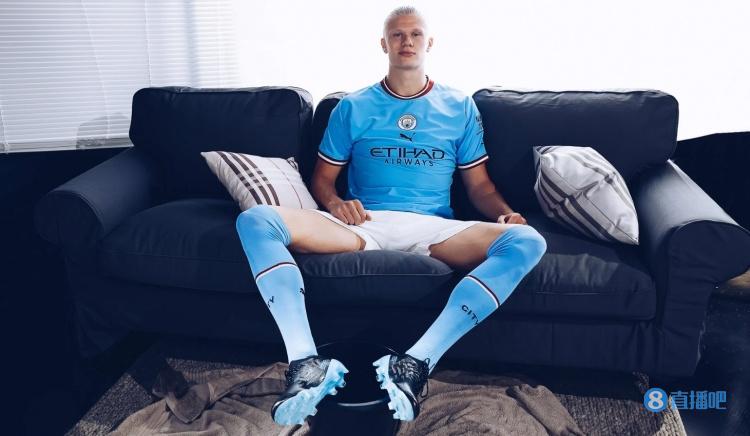 2025／26赛季英超：家中惊变！帕尔默脚趾撞伤缺阵三场（2025／26赛季英超：主场突发变故！帕尔默脚趾受伤将缺席三场）