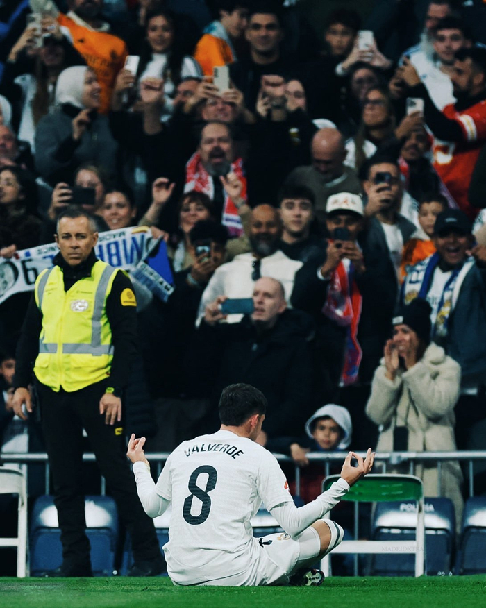 高尔夫球场维护有多烧钱？（维护一座高尔夫球场要花多少钱？）