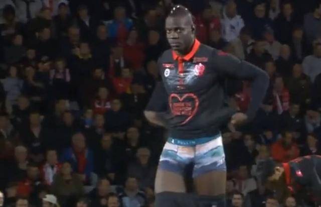 葡媒：C罗姐姐涉嫌税务欺诈被查，疑似出售C罗仿冒签名球衣（葡媒称：C罗姐姐因涉税欺诈接受调查，疑售卖C罗仿冒签名球衣）