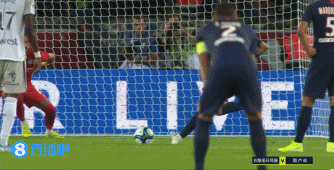 利物浦决定出售萨拉赫，高层认为其已造成不可挽回损失，计划启用塞梅尼奥替代。