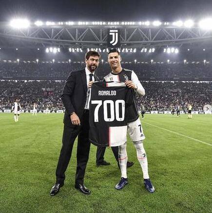 图片报：虽然脚踝疼痛感依然强烈，但基米希想带伤出战阿森纳（图片报：脚踝仍剧痛，基米希仍欲带伤出战阿森纳）