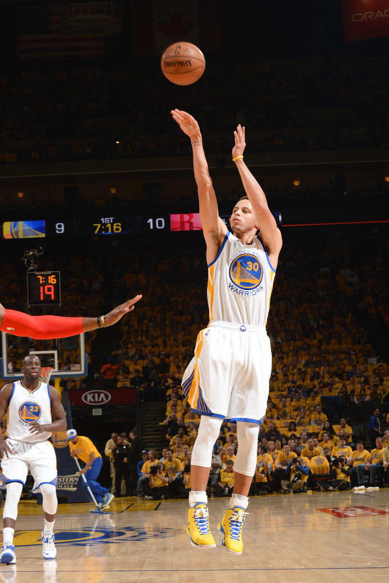 沃尔夫斯堡3-1柏林联合，马耶尔建功，阿穆拉破门（沃尔夫斯堡3-1力擒柏林联合，马耶尔、阿穆拉相继得分）