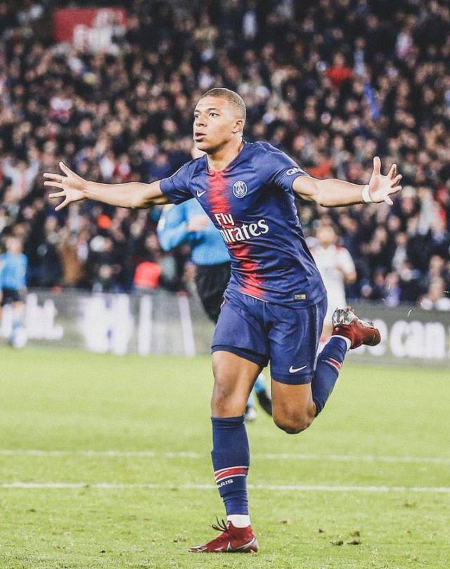 安徽阜阳：阜南县中小学生篮球联赛圆满收官！（安徽阜阳：阜南县中小学生篮球联赛落下帷幕）